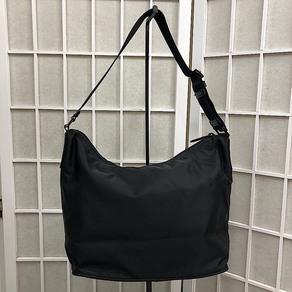 AUTHENTIC PRADA Tessuto Black Nylon Shoulder Bag Purse - Picture 3 of 16